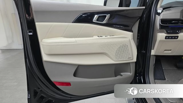 Kia The New Carnival 4th Generation id 5038941 из Кореи 16