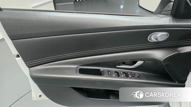 Hyundai Avante Hybrid (CN7) id 4942069 из Кореи 16