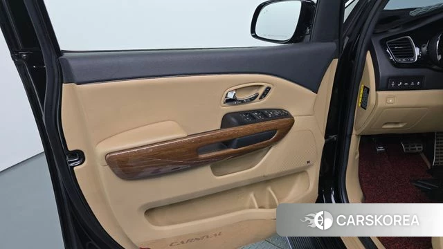 Kia All New Carnival id 5048664 из Кореи 16