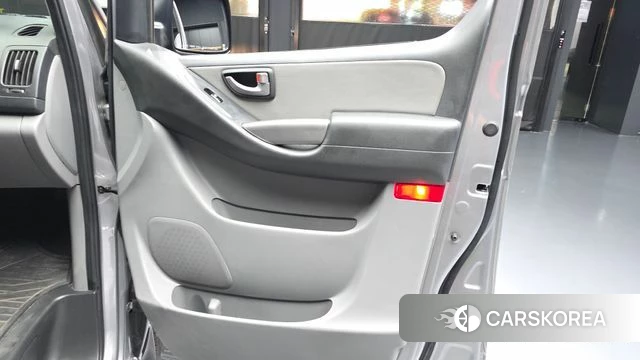 Hyundai The New Grand Starex id 4759225 из Кореи 16