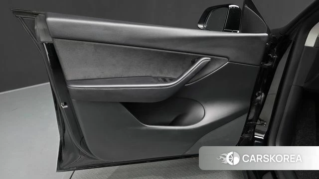Tesla Model Y id 5012496 из Кореи 16