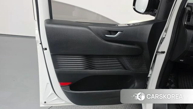 Hyundai Staria id 5002352 из Кореи 16