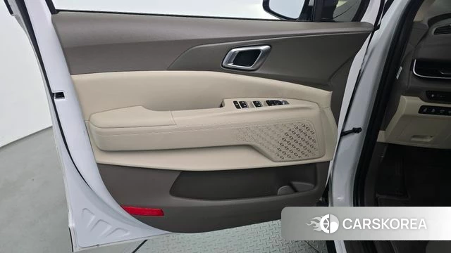Kia The New Carnival 4th Generation id 5038939 из Кореи 16