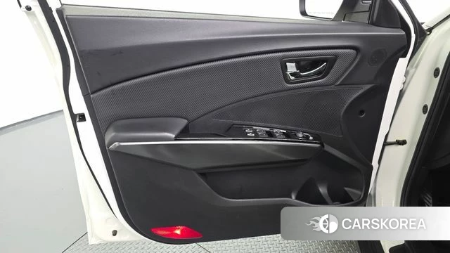 Ssangyong Tivoli Air id 4991200 из Кореи 16