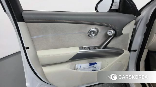 Genesis GV60 id 5027004 из Кореи 16