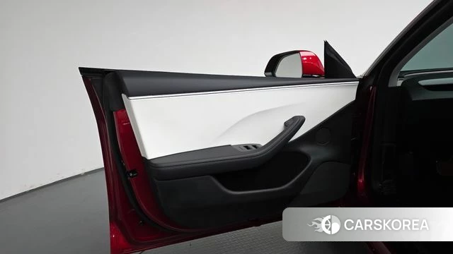 Tesla Model 3 id 4985280 из Кореи 16