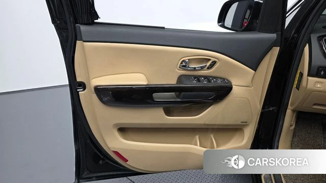Kia The New Carnival id 5029442 из Кореи 16