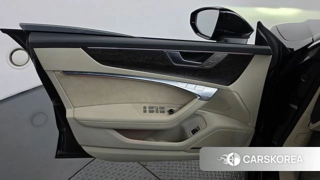 Audi A7 (4K) id 4952388 из Кореи 16