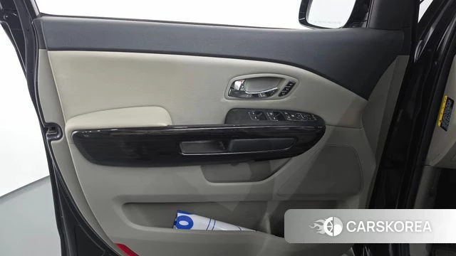 Kia The New Carnival id 5029113 из Кореи 16