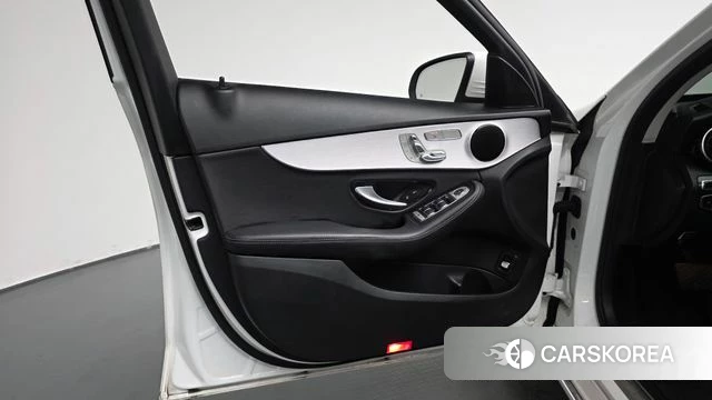 Mercedes-Benz C-Class W205 id 4992610 из Кореи 16