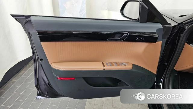 Hyundai Grandeur Hybrid (GN7) id 4974960 из Кореи 16