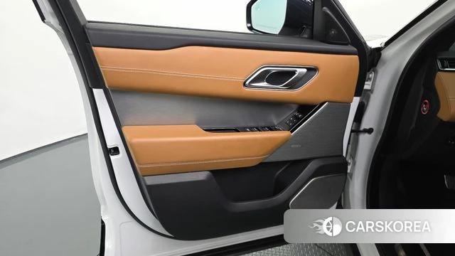 Land Rover Range Rover Velar id 4937322 из Кореи 16