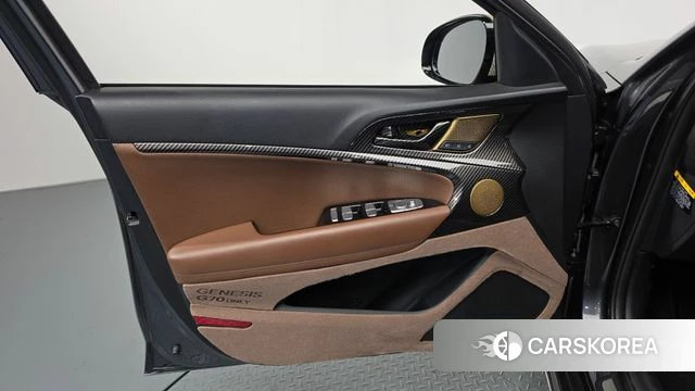Genesis G70 id 4993458 из Кореи 16