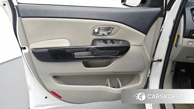 Kia The New Carnival id 5004163 из Кореи 16