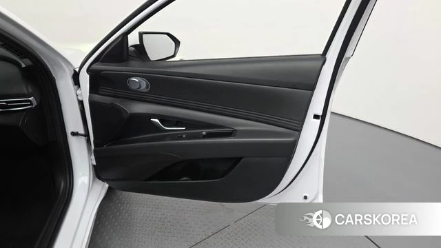 Hyundai The New Avante (CN7) id 5039187 из Кореи 16