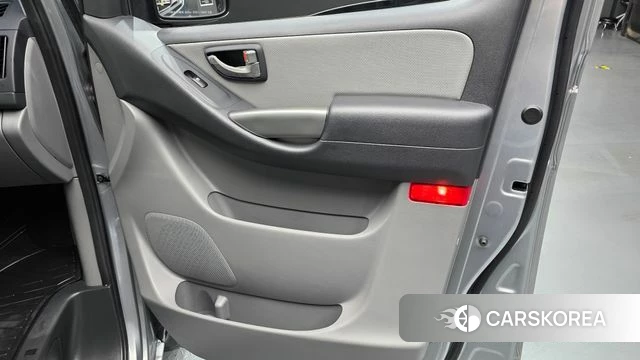Hyundai The New Grand Starex id 4997892 из Кореи 16