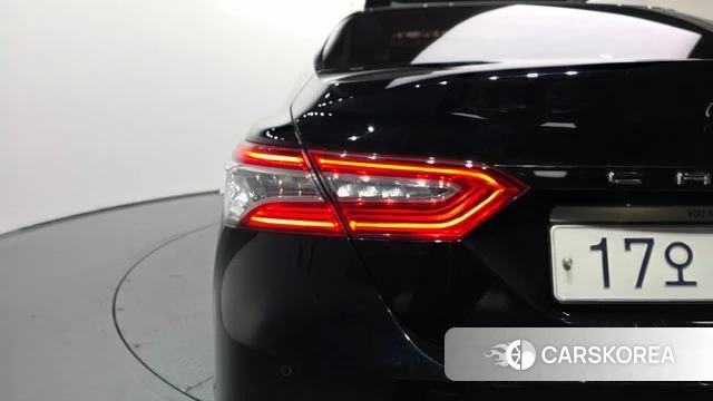 Toyota Camry (XV70) id 4952909 из Кореи 16