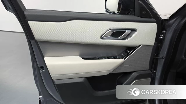 Land Rover Range Rover Velar id 4942922 из Кореи 16