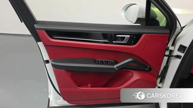 Porsche Cayenne (PO536) id 5018412 из Кореи 16