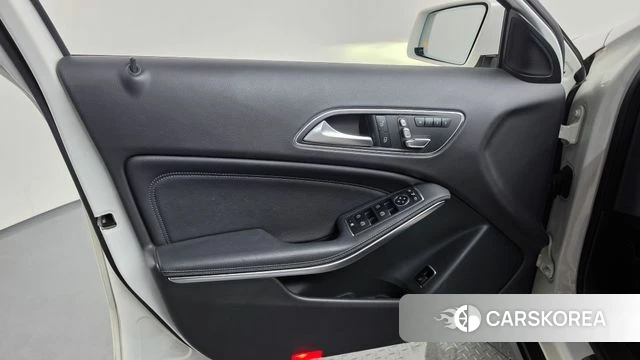 Mercedes-Benz GLA-Class X156 id 5004138 из Кореи 16