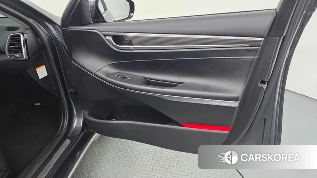 Hyundai Grandeur IG Hybrid id 5023983 из Кореи 16