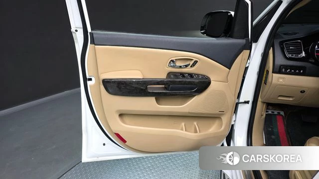 Kia The New Carnival id 4967725 из Кореи 16