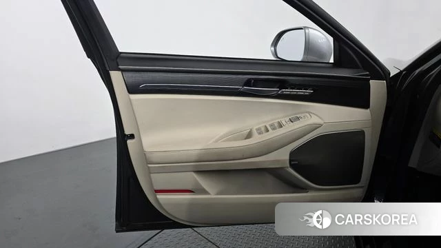 Genesis G90 id 4993279 из Кореи 16
