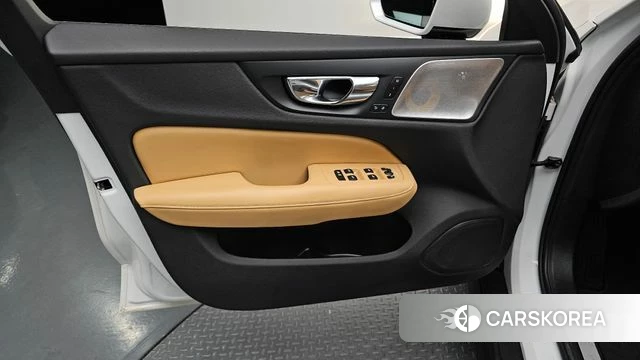 Volvo V60 Cross-Country 2nd Generation id 4907334 из Кореи 16