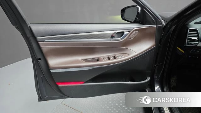 Hyundai Grandeur IG id 5029408 из Кореи 16
