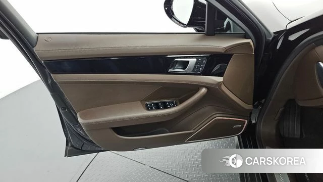 Porsche Panamera (971) id 4981864 из Кореи 16