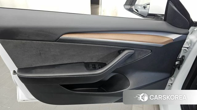 Tesla Model 3 id 4763746 из Кореи 16
