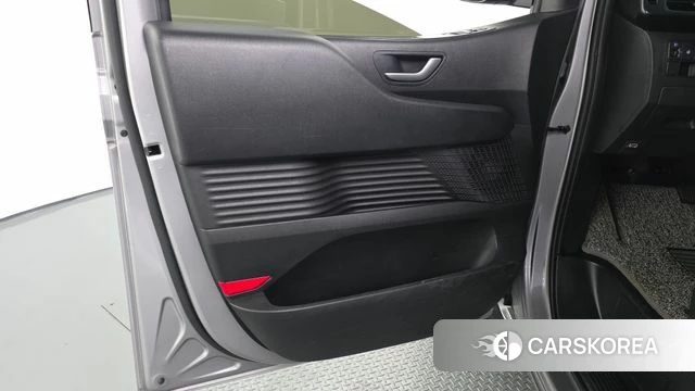 Hyundai Staria id 5011487 из Кореи 16