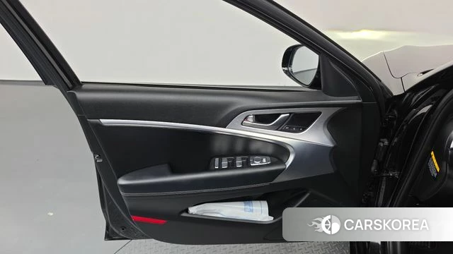 Genesis G70 id 5018749 из Кореи 16