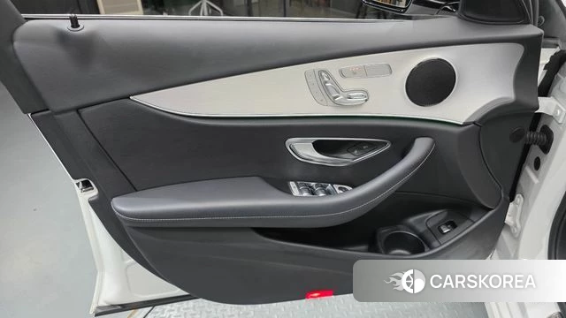 Mercedes-Benz E-Class W213 id 5012778 из Кореи 16