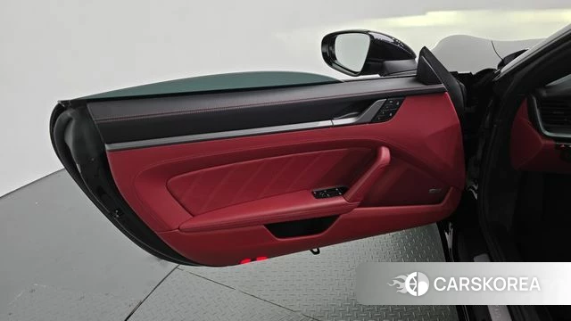 Porsche 911(992) id 4941204 из Кореи 16