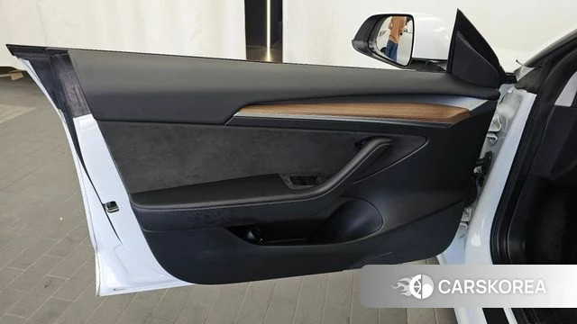 Tesla Model 3 id 4905924 из Кореи 16