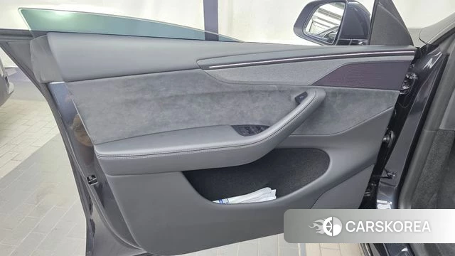 Tesla Model Y id 4870468 из Кореи 16