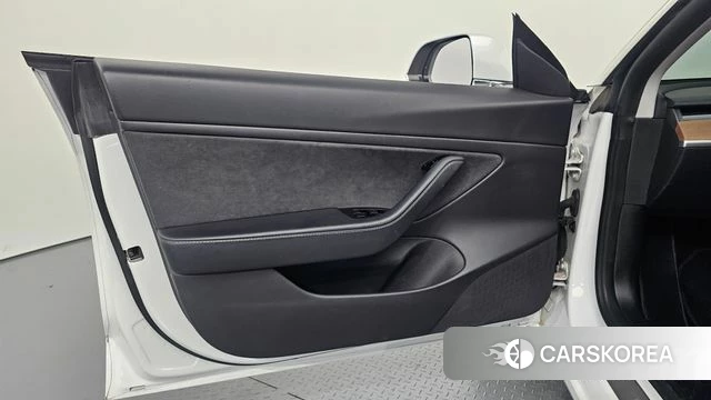 Tesla Model 3 id 4780417 из Кореи 16