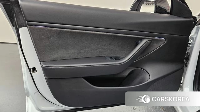 Tesla Model 3 id 4712416 из Кореи 16