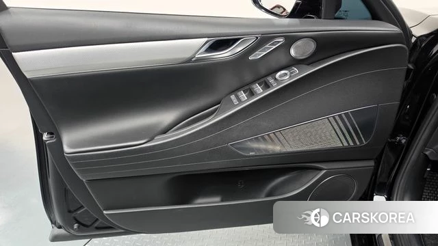 Genesis Electrified G80 (RG3) id 4965876 из Кореи 16