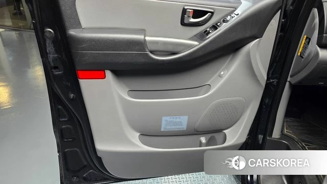 Hyundai The New Grand Starex id 5048026 из Кореи 16