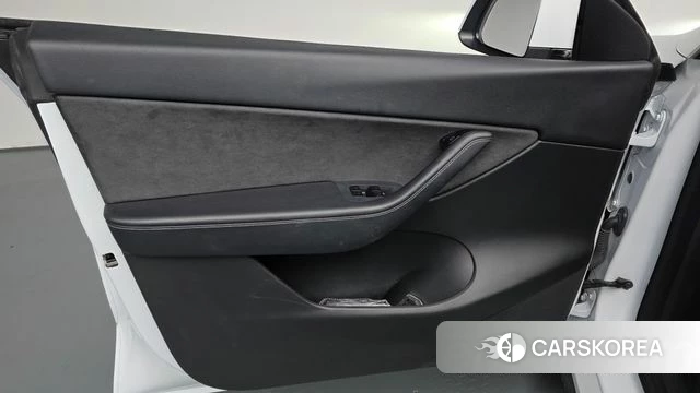 Tesla Model Y id 5003303 из Кореи 16