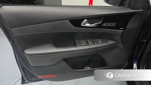 Kia The New K3 2nd generation id 4936264 из Кореи 16