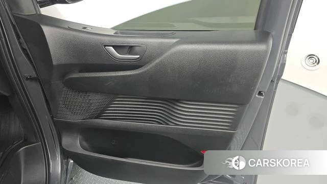 Hyundai Staria id 5045647 из Кореи 16