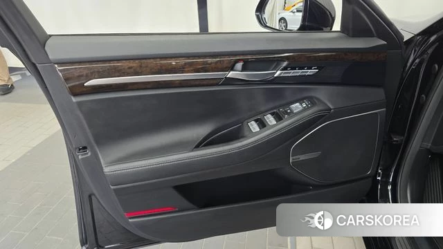 Genesis G90 id 5035326 из Кореи 16