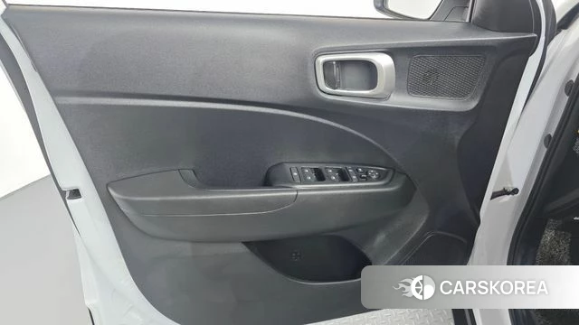 Hyundai Venue id 4741831 из Кореи 16