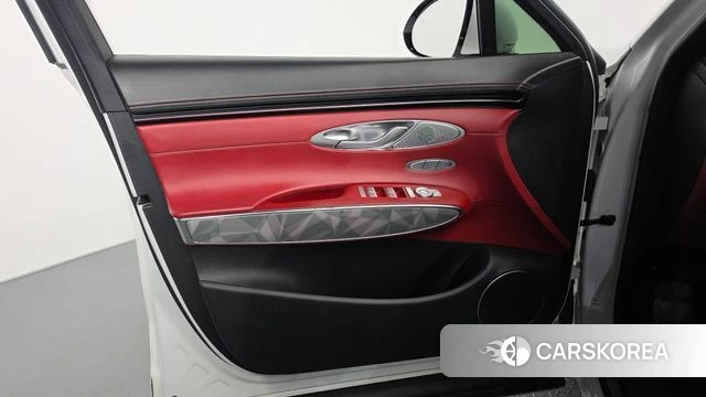 Genesis GV70 id 4997321 из Кореи 16