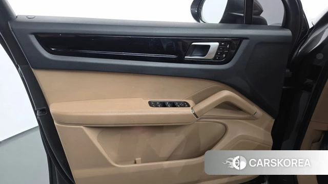 Porsche Cayenne (PO536) id 4993106 из Кореи 16