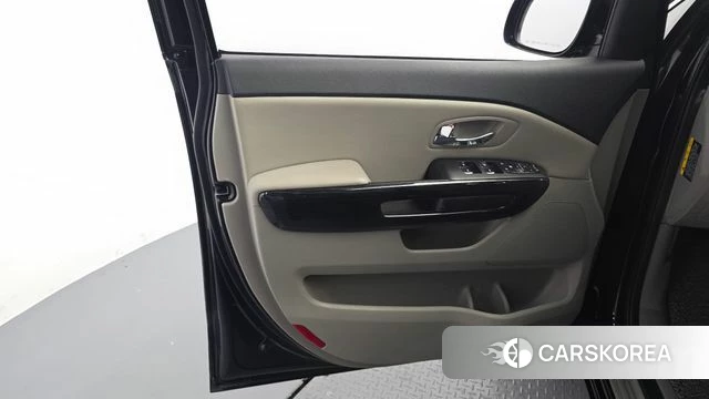 Kia The New Carnival id 5041423 из Кореи 16