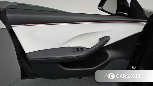 Tesla Model 3 id 5015926 из Кореи 16